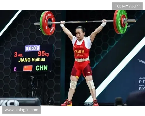 中国举重队在世锦赛中打破三项世界纪录展现实力 中国举重队在世锦赛中打破三项世界纪录展现实力